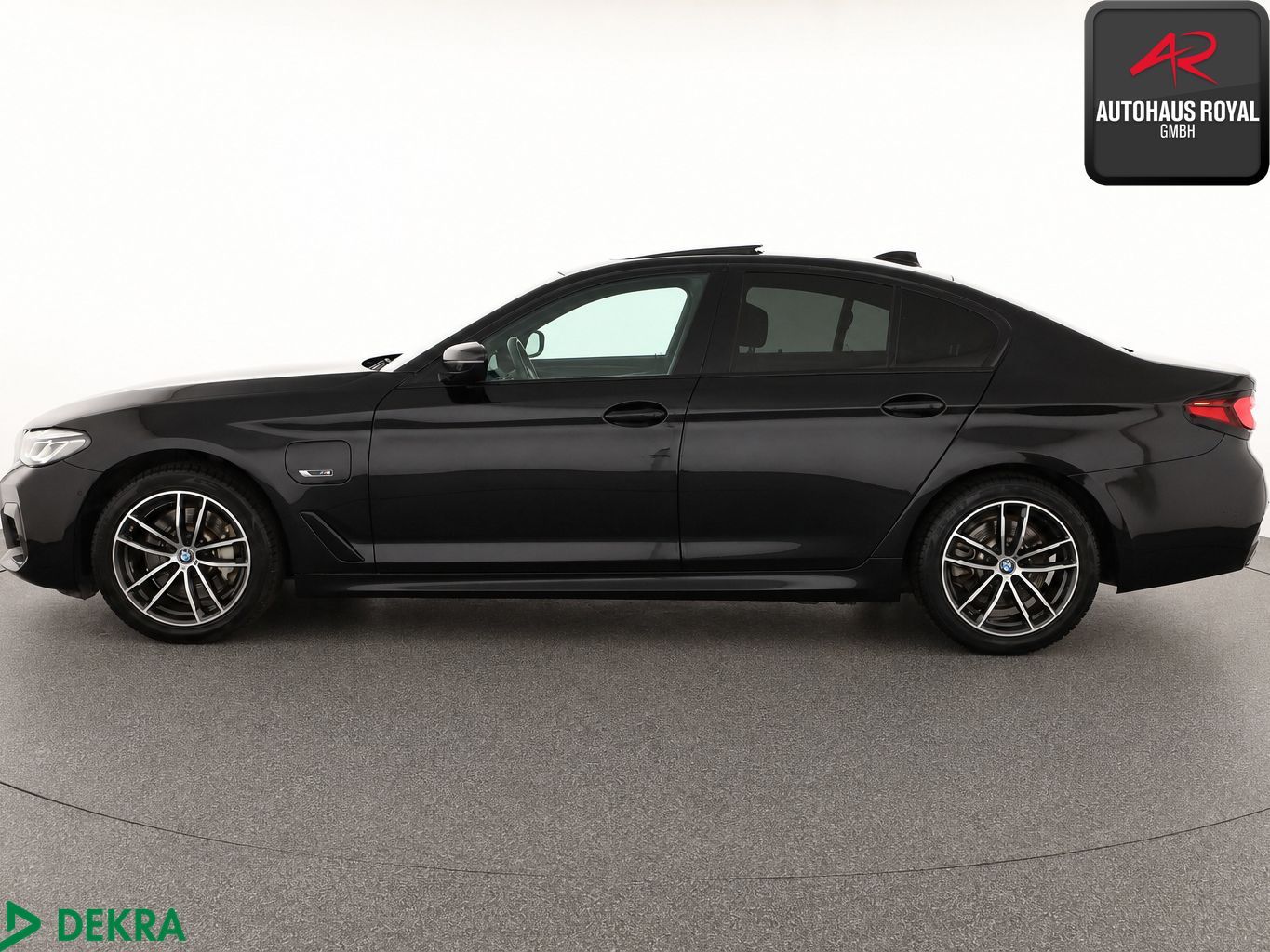 BMW 530 e xDrive M SPORT KEYLESS,ACC,KAMERA,HUD,H/K imagem 2