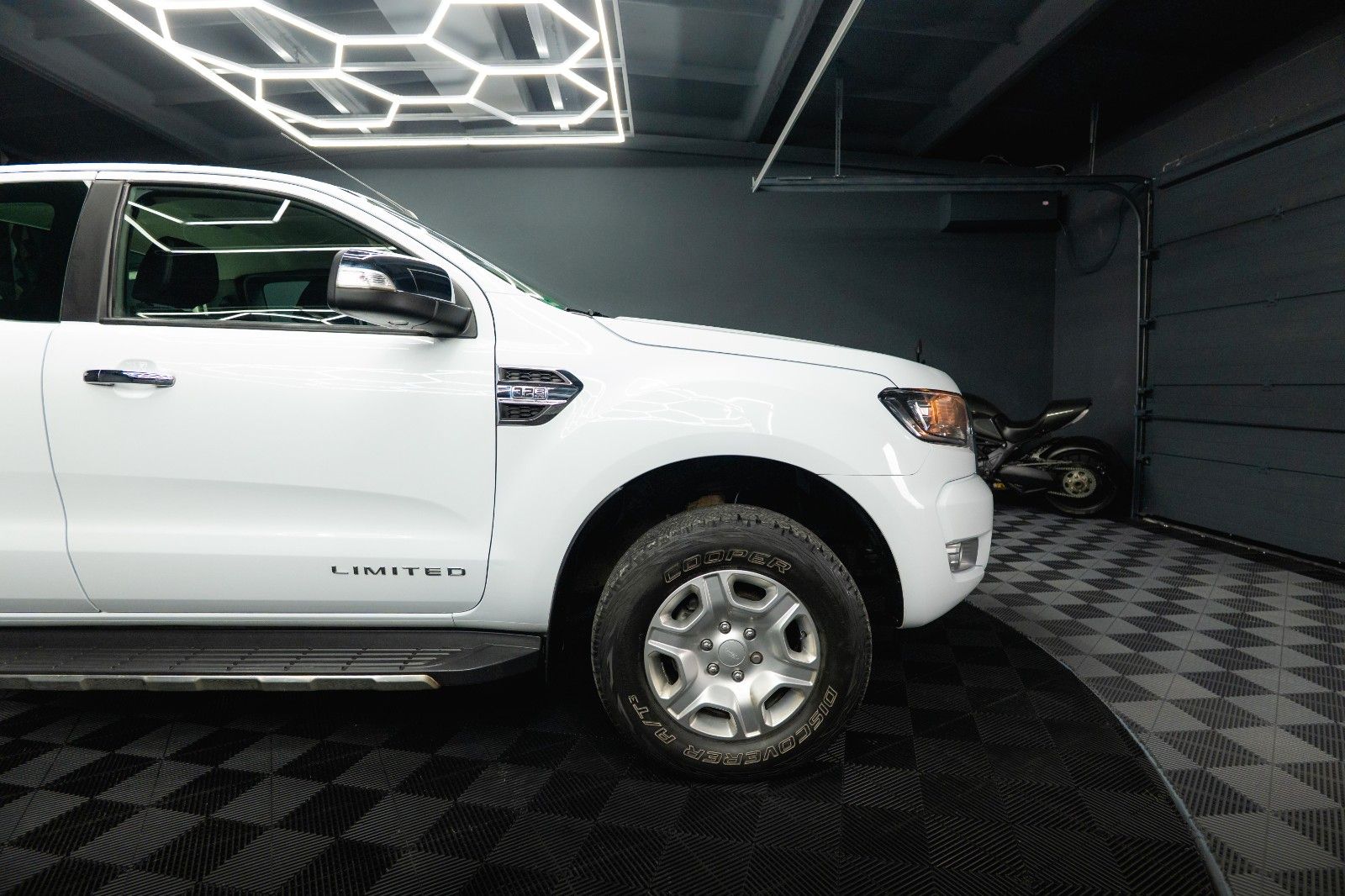 Fahrzeugabbildung Ford Ranger Limited Extrakabine 4x4 *LKW*3500KG*19%*