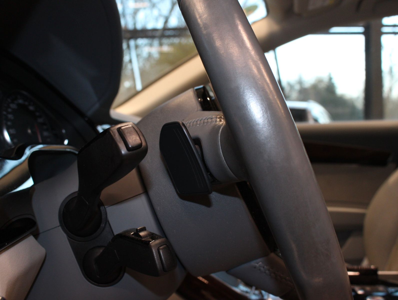 Fahrzeugabbildung Audi A8 4.0 TFSI tiptronic quattro*1.Hand Matrix-LED