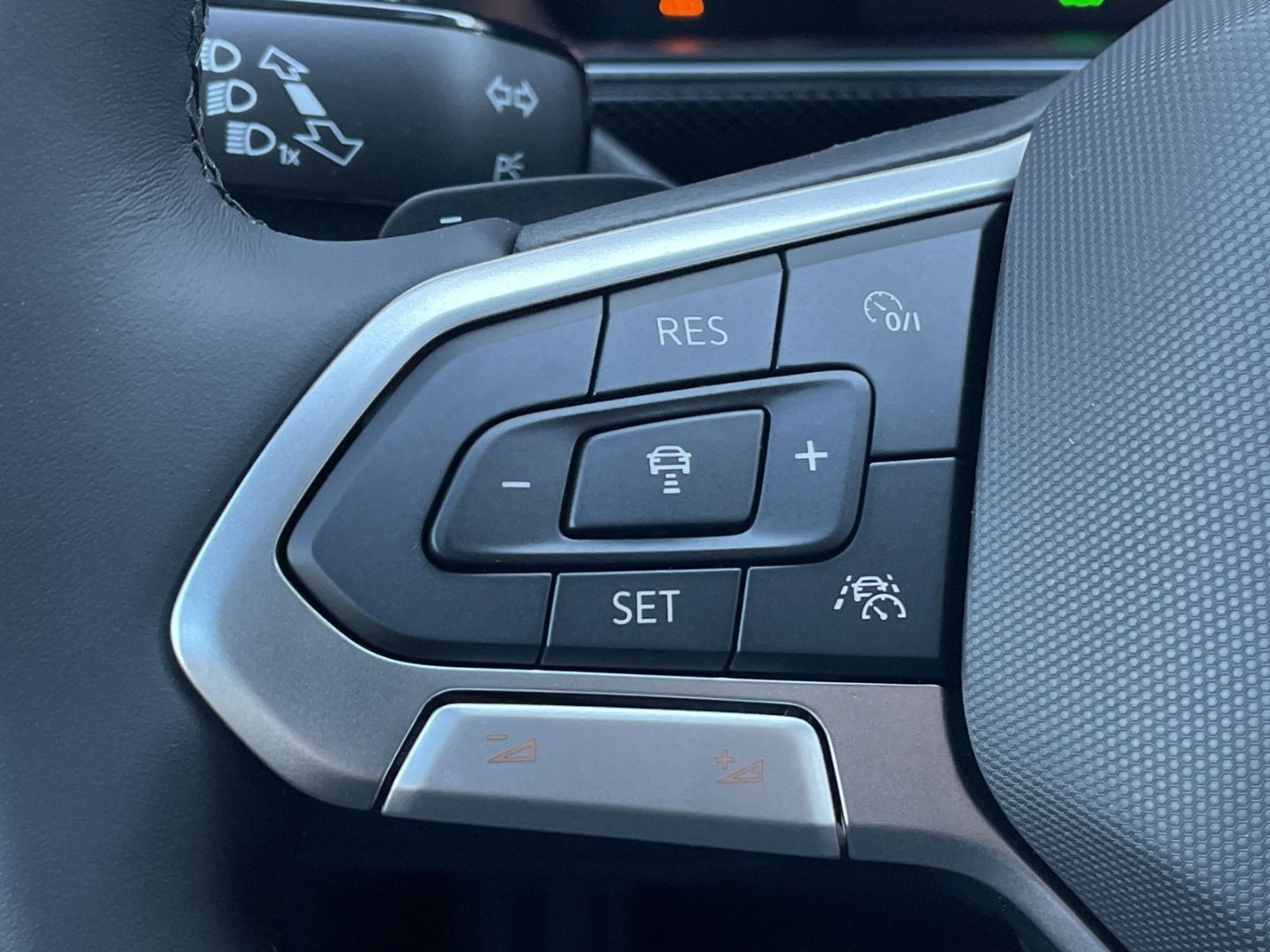 T-Cross ENERGY 1.0 TSI DSG Kamera/LED/ACC/Klima