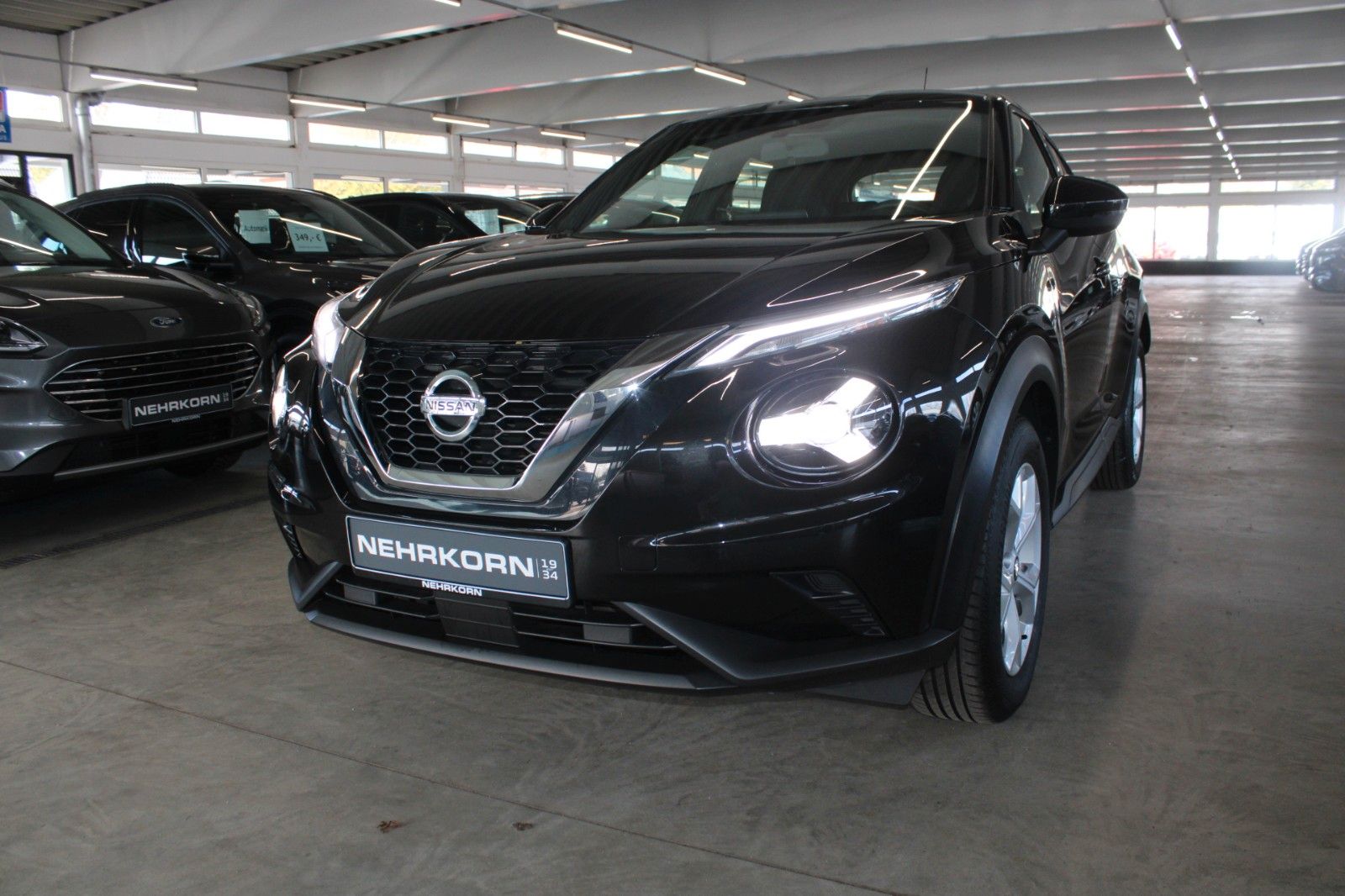 Fahrzeugabbildung Nissan JUKE ACENTA DAB NAVI LED Kamera SHZ aus 1.Hand