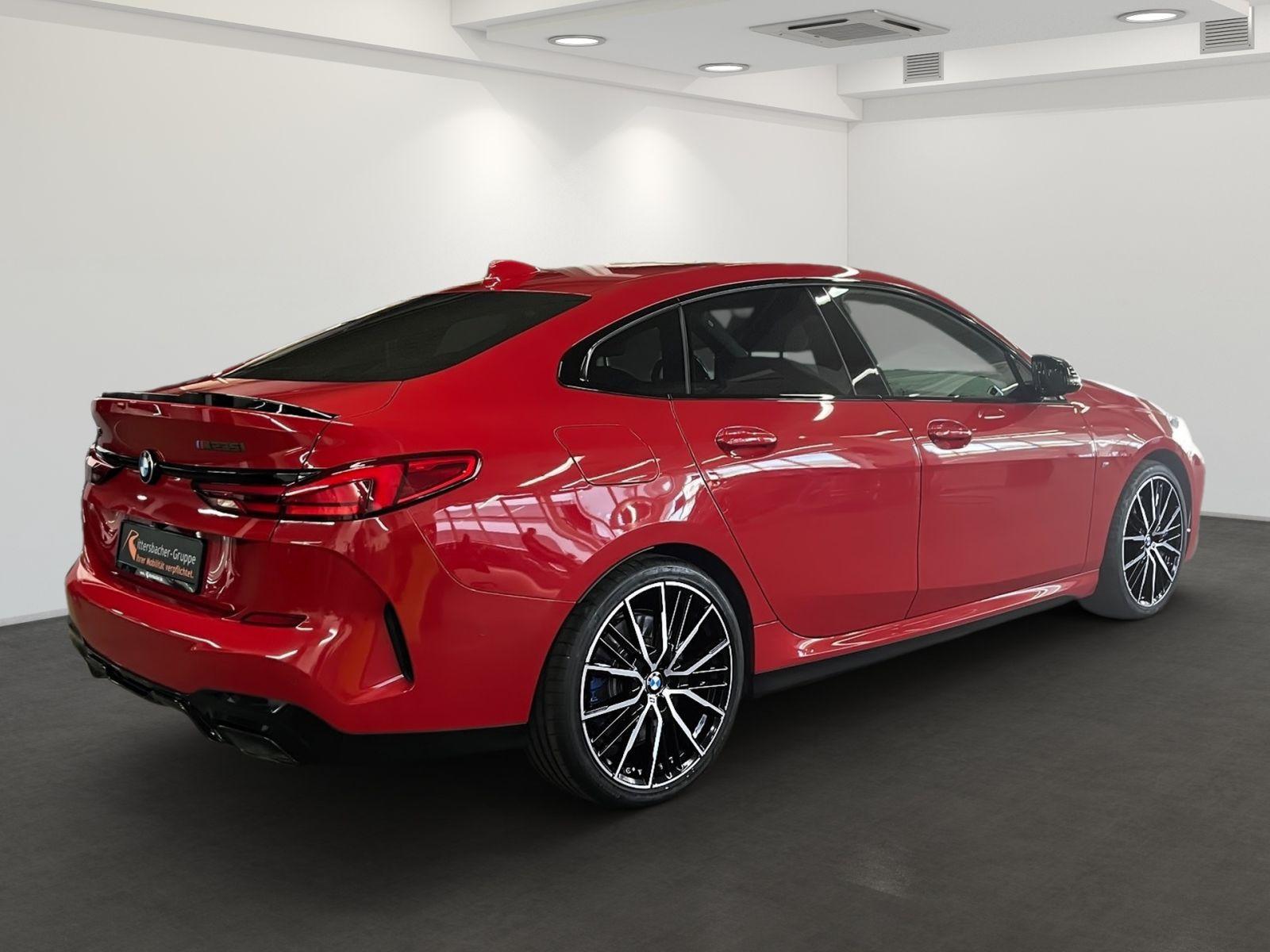 BMW M235i 2er Gran Coupe M235 i xDrive PANO LED Busi