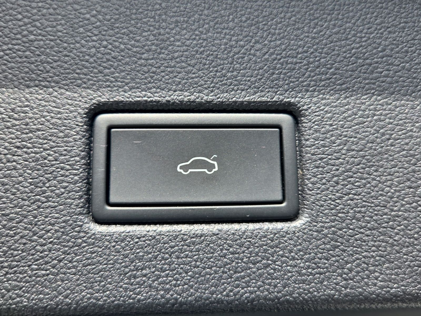 Volkswagen T-Roc - Bild 15