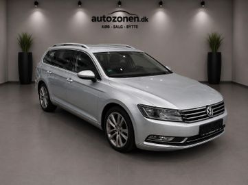 Volkswagen Passat - 1