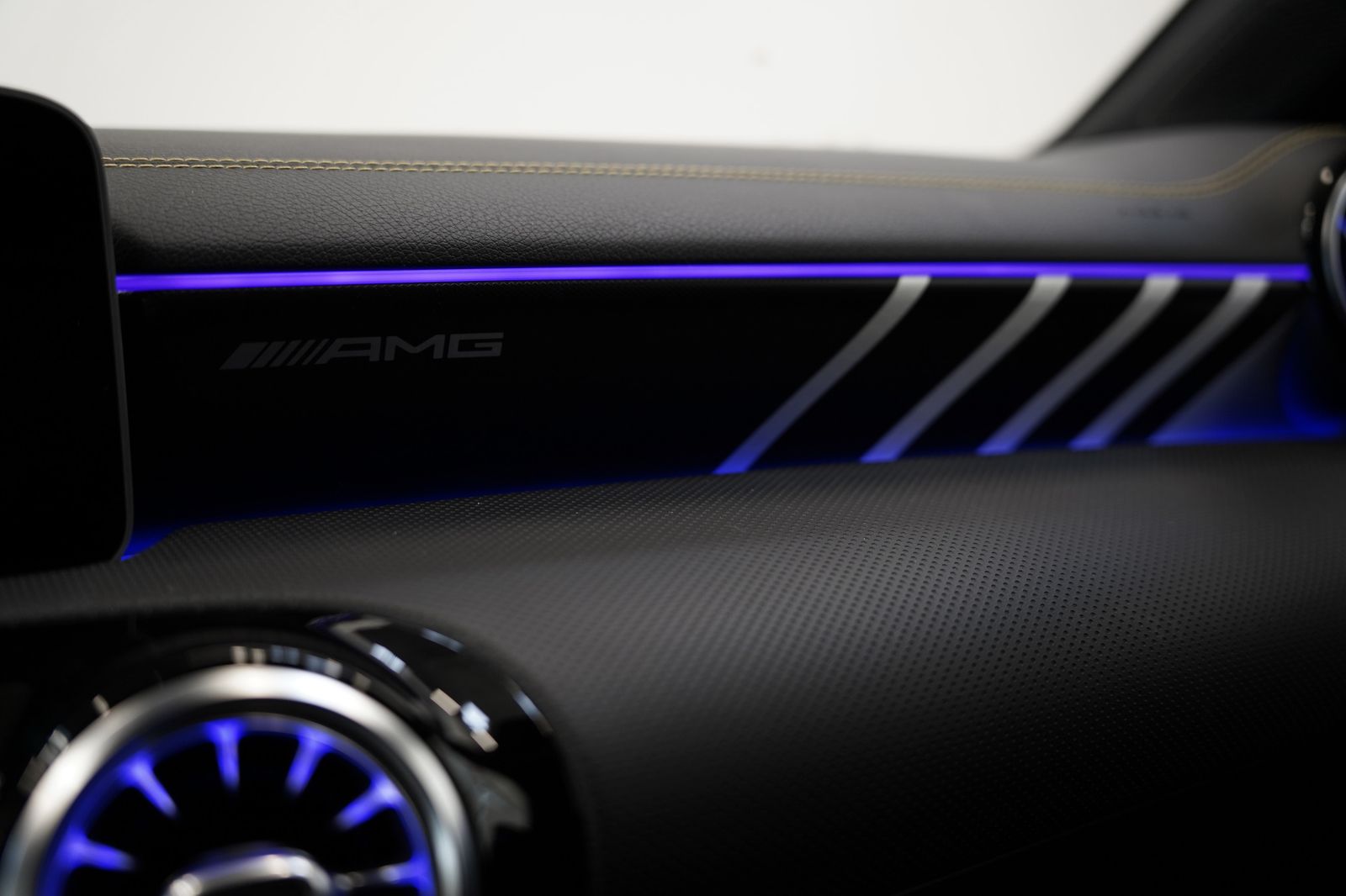 Mercedes Benz Cla 45 Amg Shooting Brake