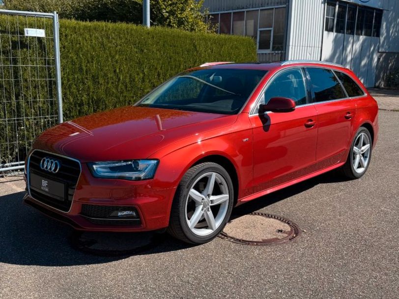 Audi A4 Avant S-Line AUTOMATIK PANO LED KEYLESS