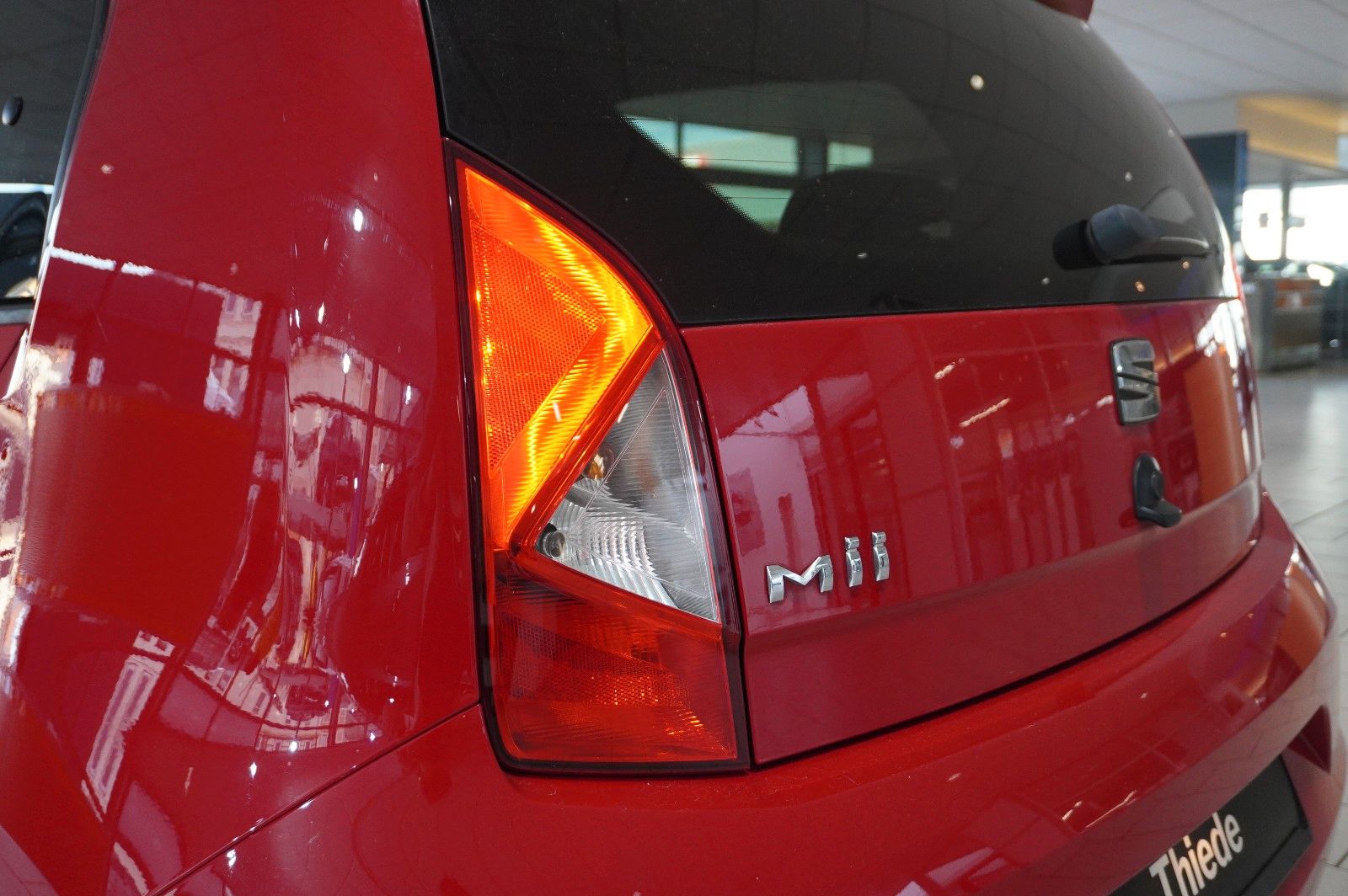 Fahrzeugabbildung SEAT Mii 1.0 SPORT 5-TÜR KLIMA/ALU/CD/AUX/NEBEL/TÜV