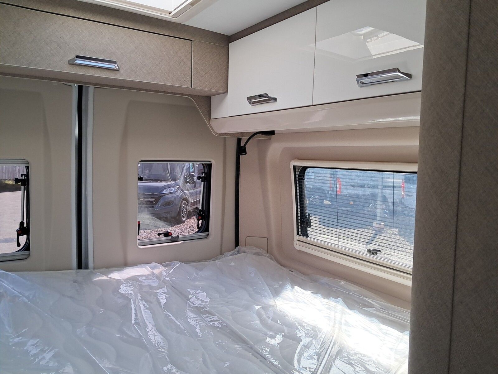Fahrzeugabbildung Karmann Davis Lifestyle DA 590 LS Panorama + Automatik