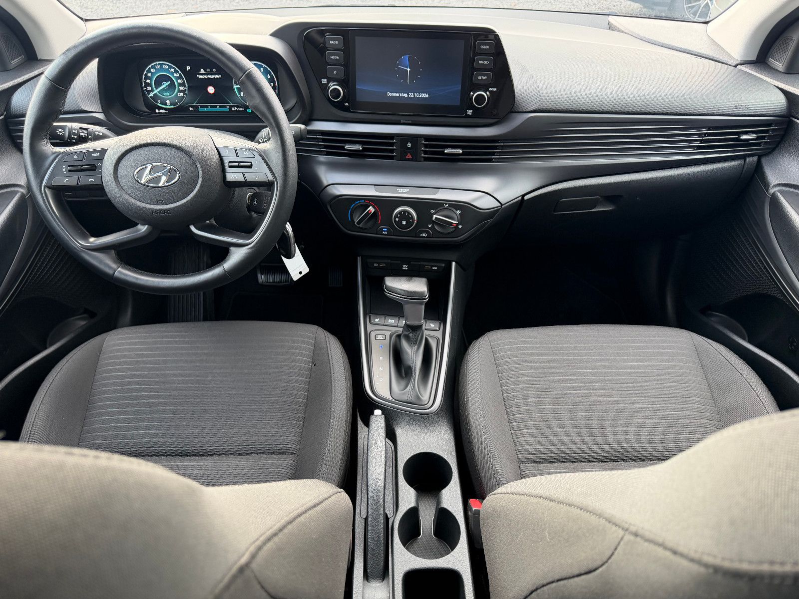HYUNDAI i20 Trend Mild-Hybrid KAMERA/TEMPO/KLIMA – Foto 12