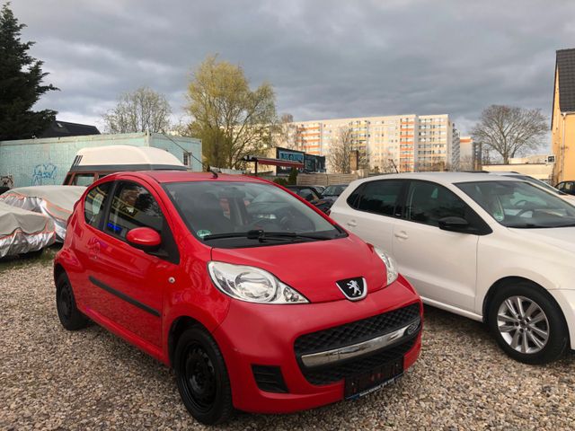 Peugeot 107 Filou 1.0  ABS Servo Klima USB