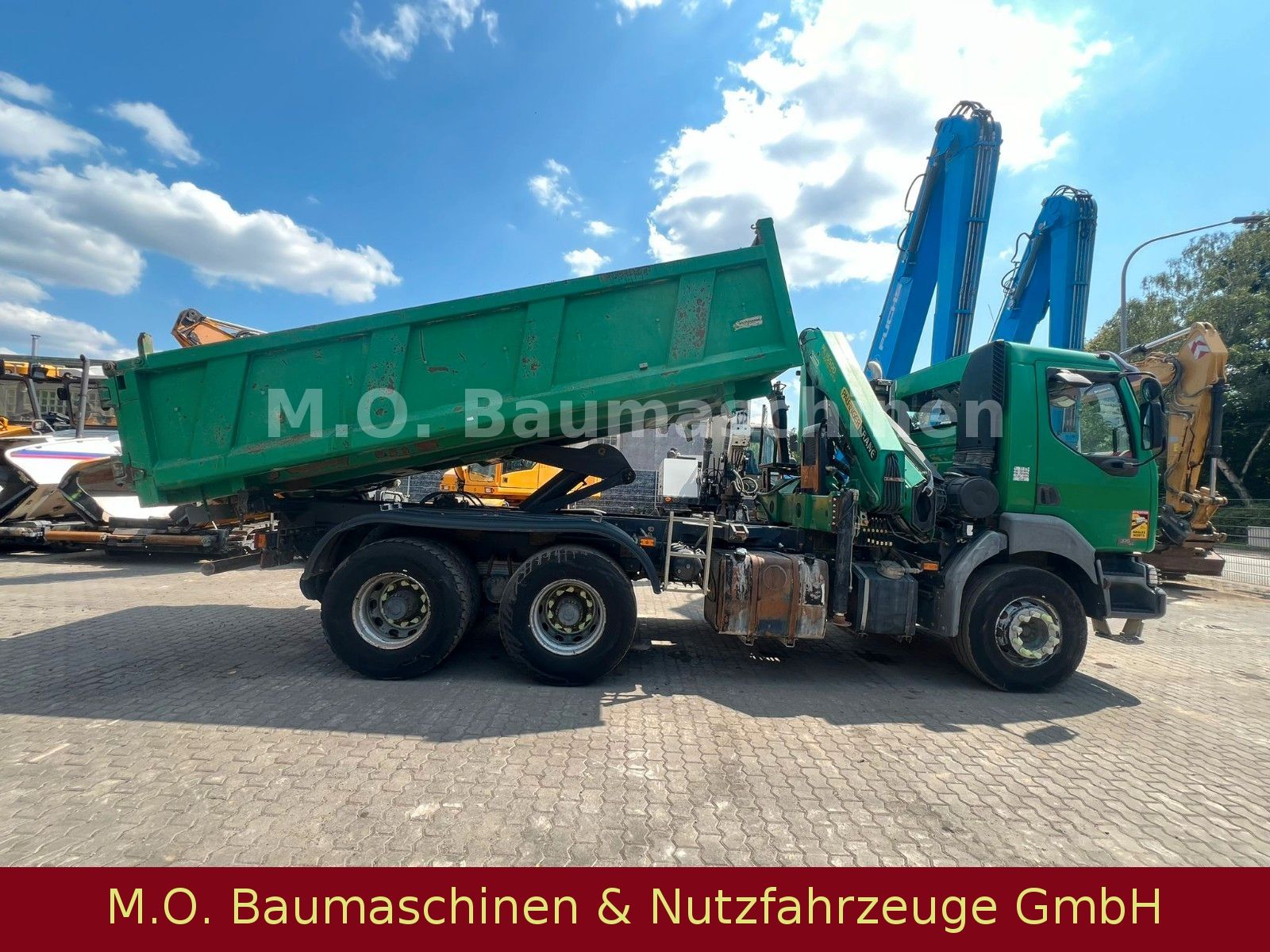 Fahrzeugabbildung Renault Kerax 370 dci / 6x4 / Palfinger PK 15500 / Euro5