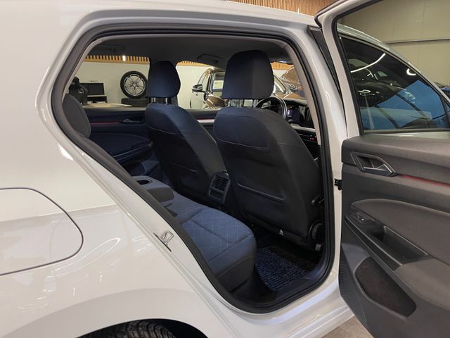 Volkswagen Golf VIII Lim. Life *LED*NAVI*PDC*AMBIENTE*CAR2X