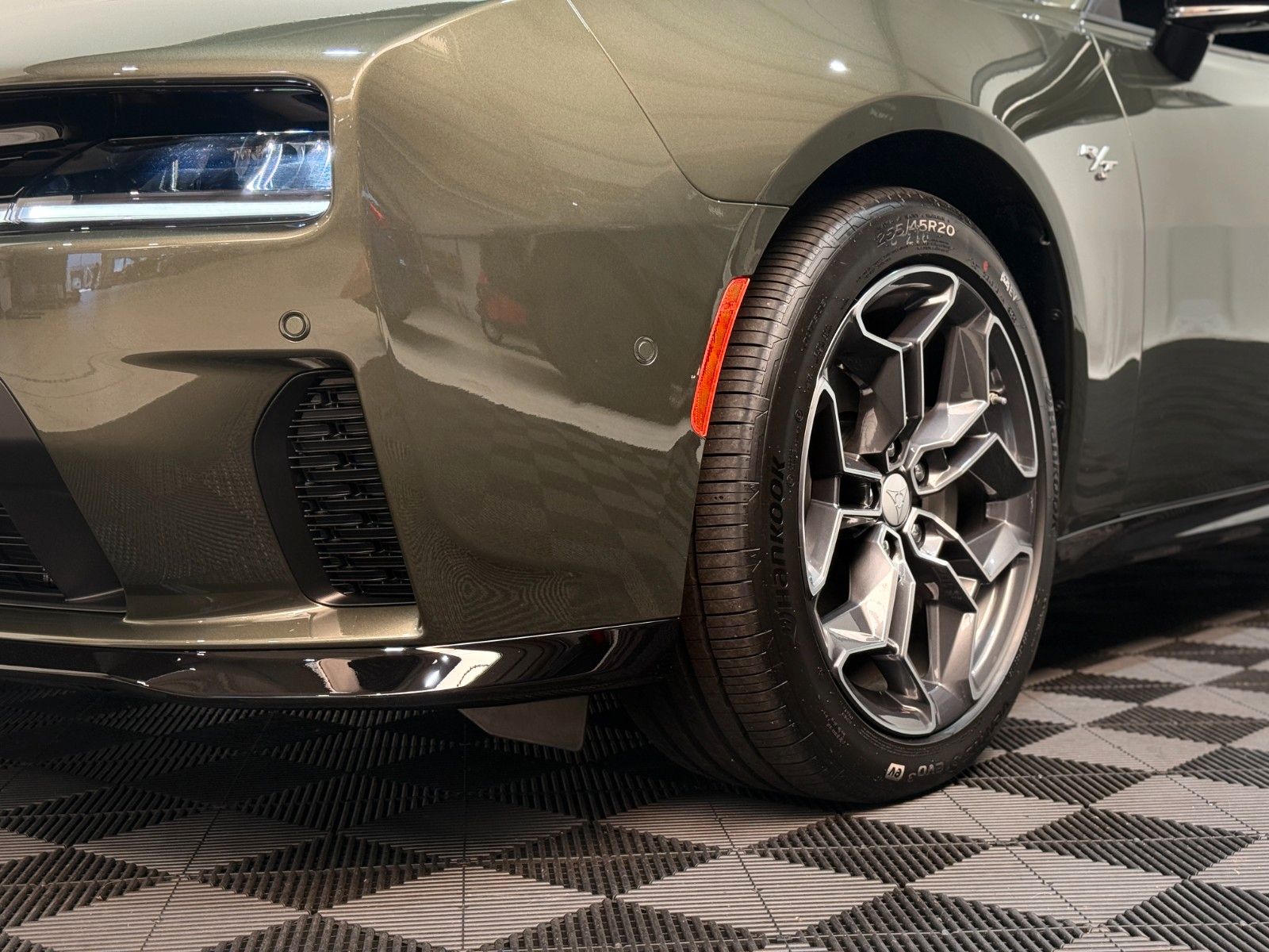 Fahrzeugabbildung Dodge Charger R/T - 2 Door - SIXPACK - ALLRAD