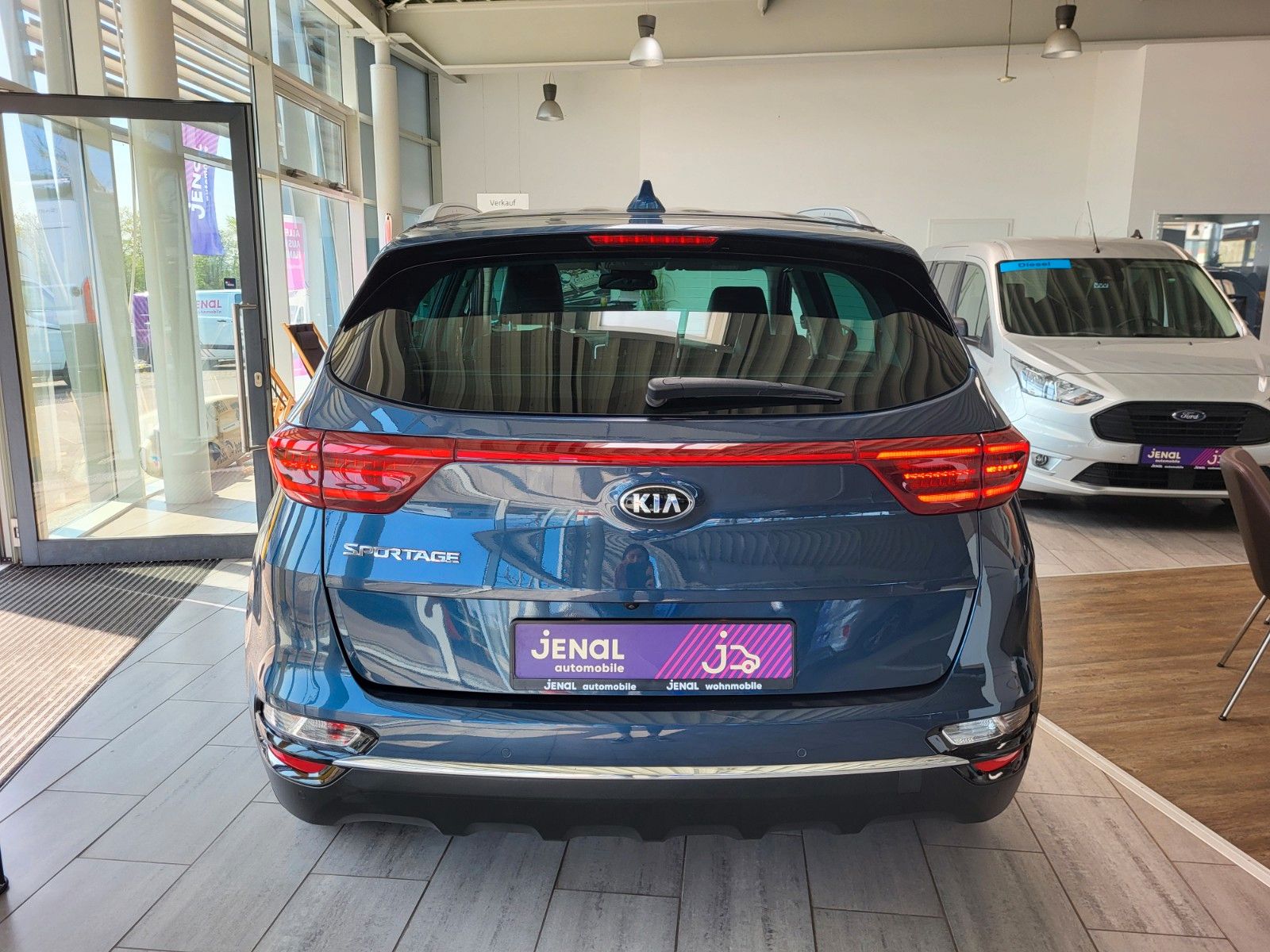 Fahrzeugabbildung Kia Sportage Spirit 2WD Sitzheizung vorn und hinten