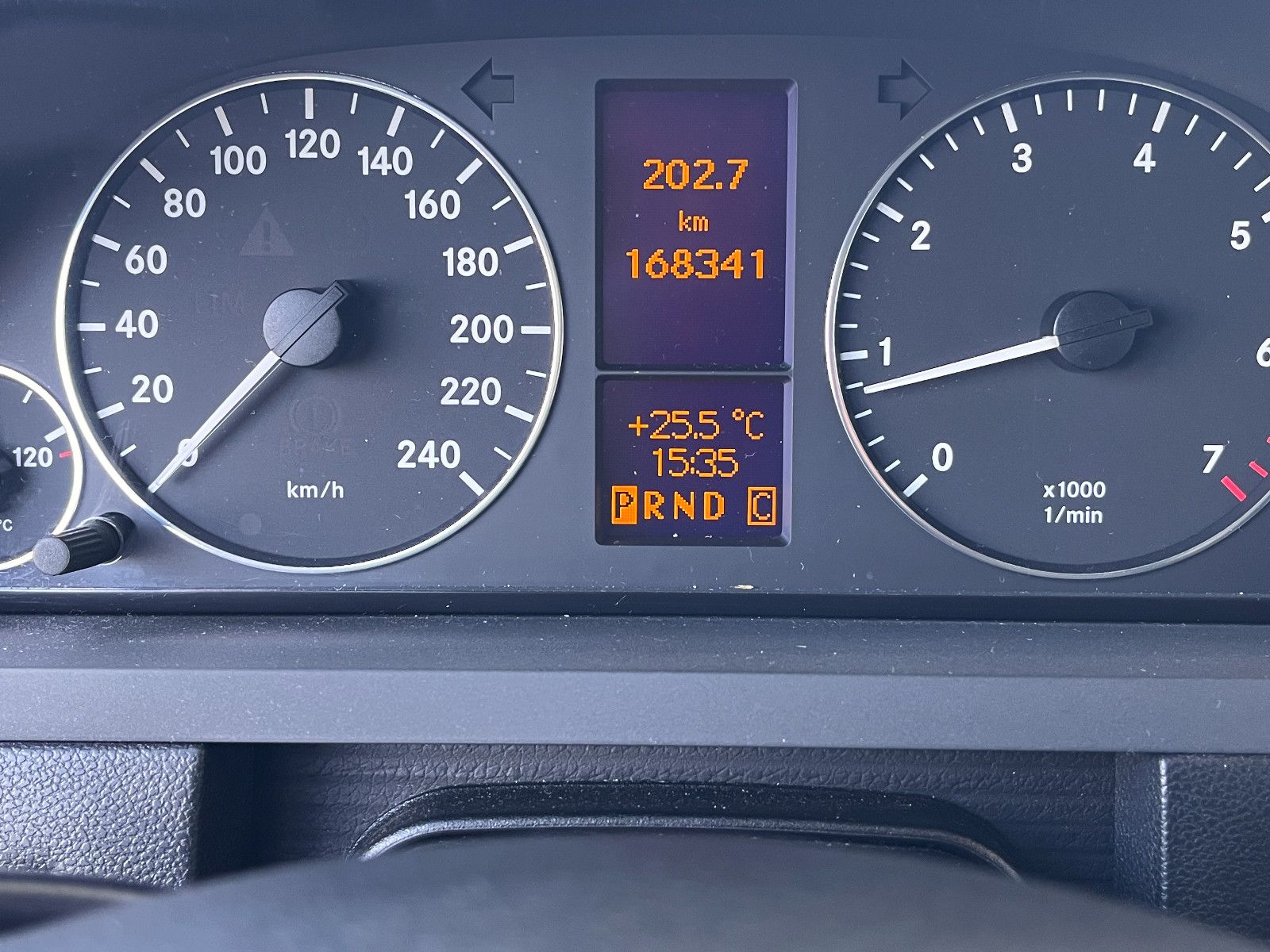 Fahrzeugabbildung Mercedes-Benz A 200 5-türig Automatik