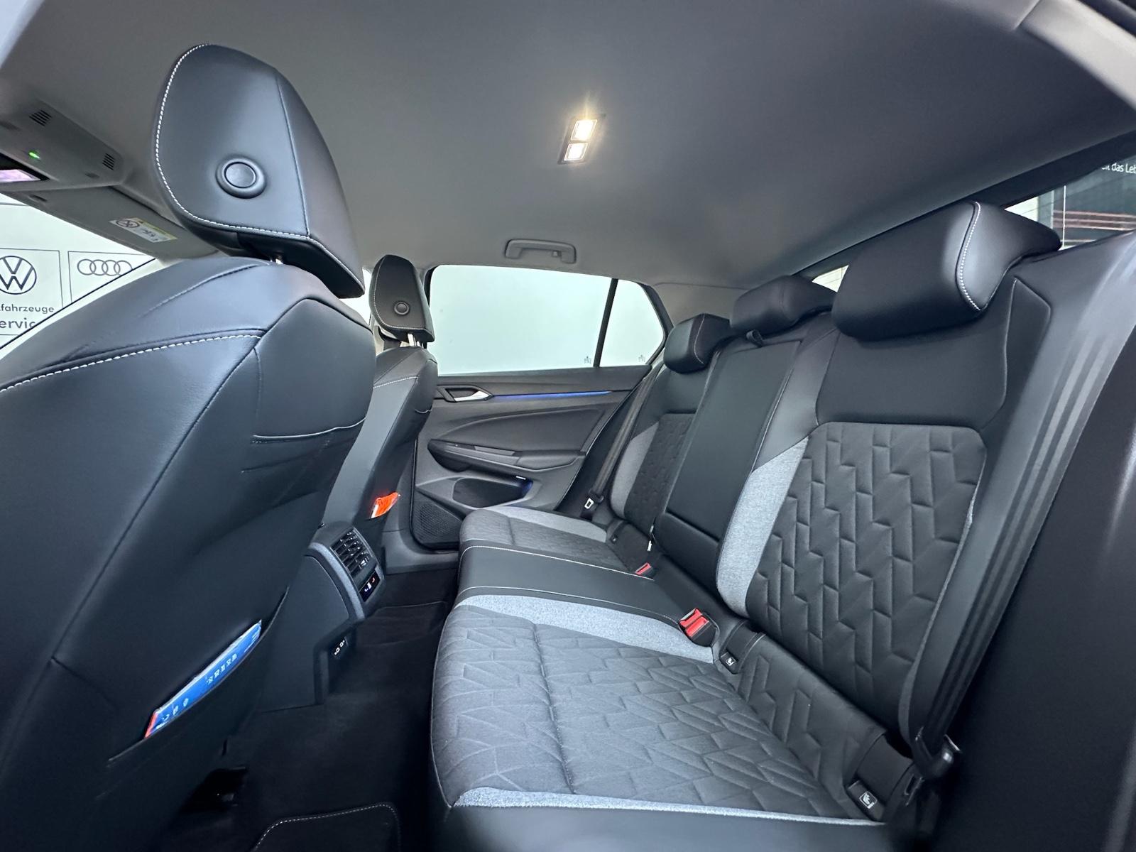 Volkswagen Golf VIII Lim. 1.5 eTSI 110kW Goal#Kamera#Matrix