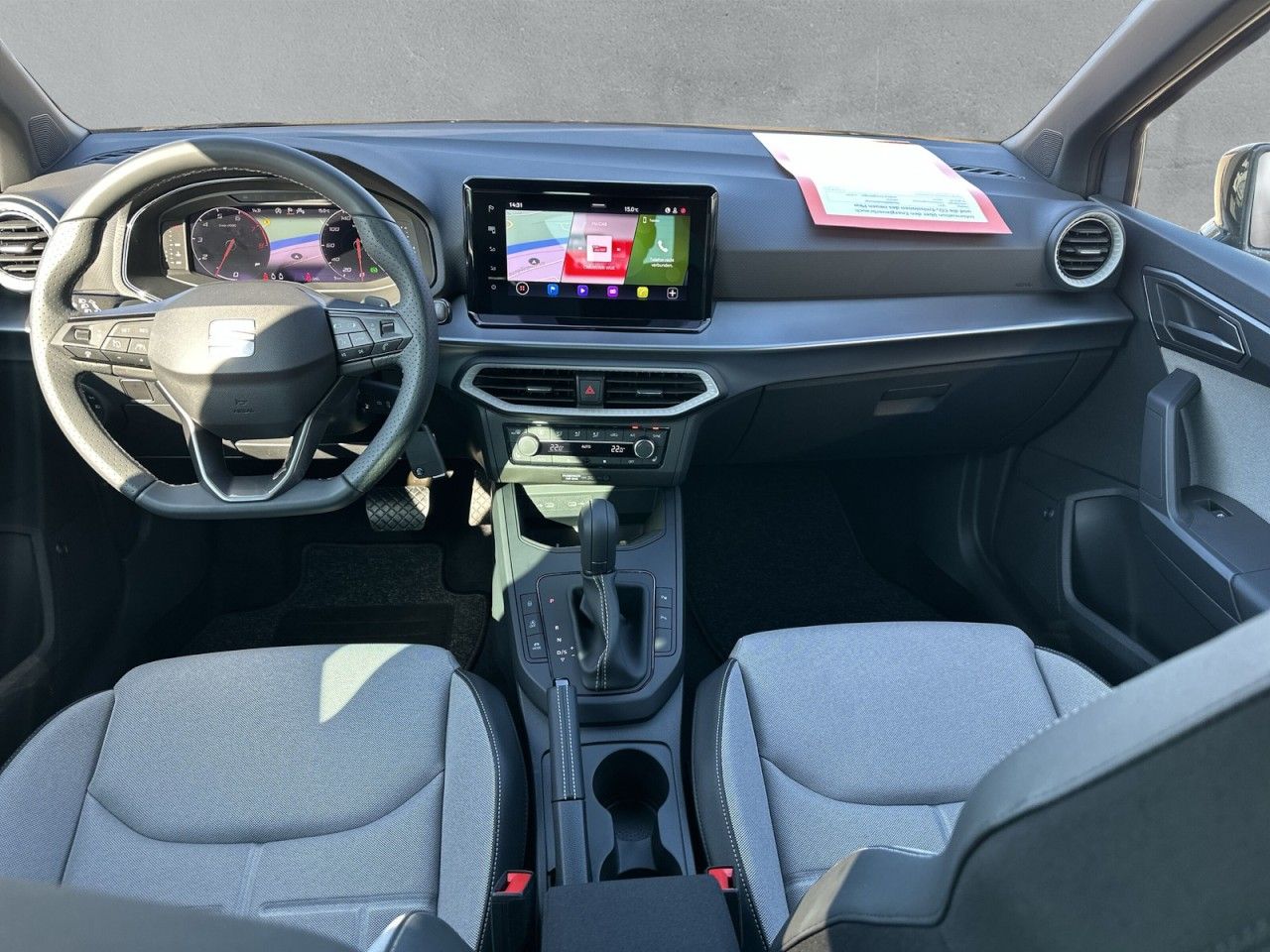 Fahrzeugabbildung SEAT Arona FR 1.0 TSI 116 PS 7-Gang-DSG - mit KI generiert/bearbeitet
