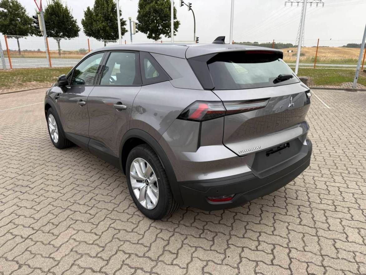 Fahrzeugabbildung Mitsubishi Grandis Diamant 1,3