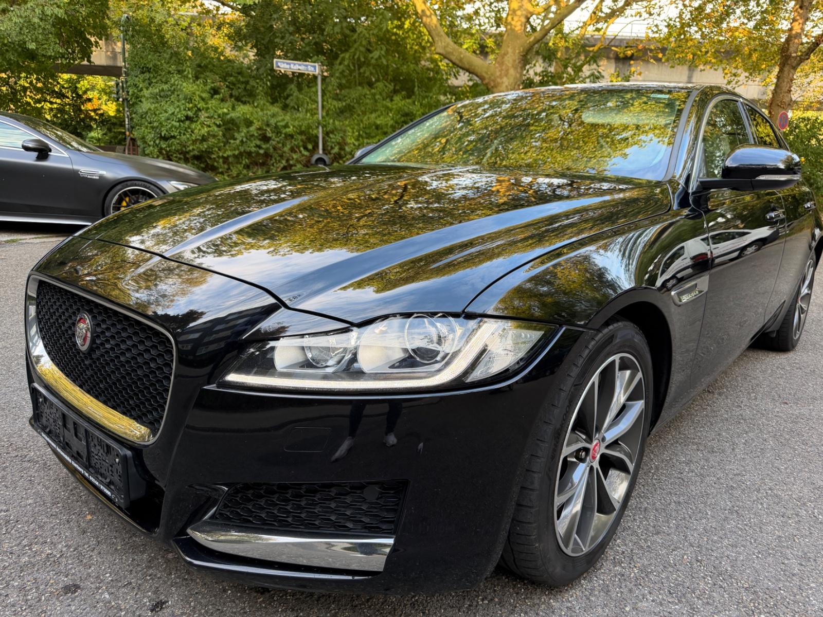 Jaguar XF Prestige*3.0 Ltr. 300PS V6 Diesel