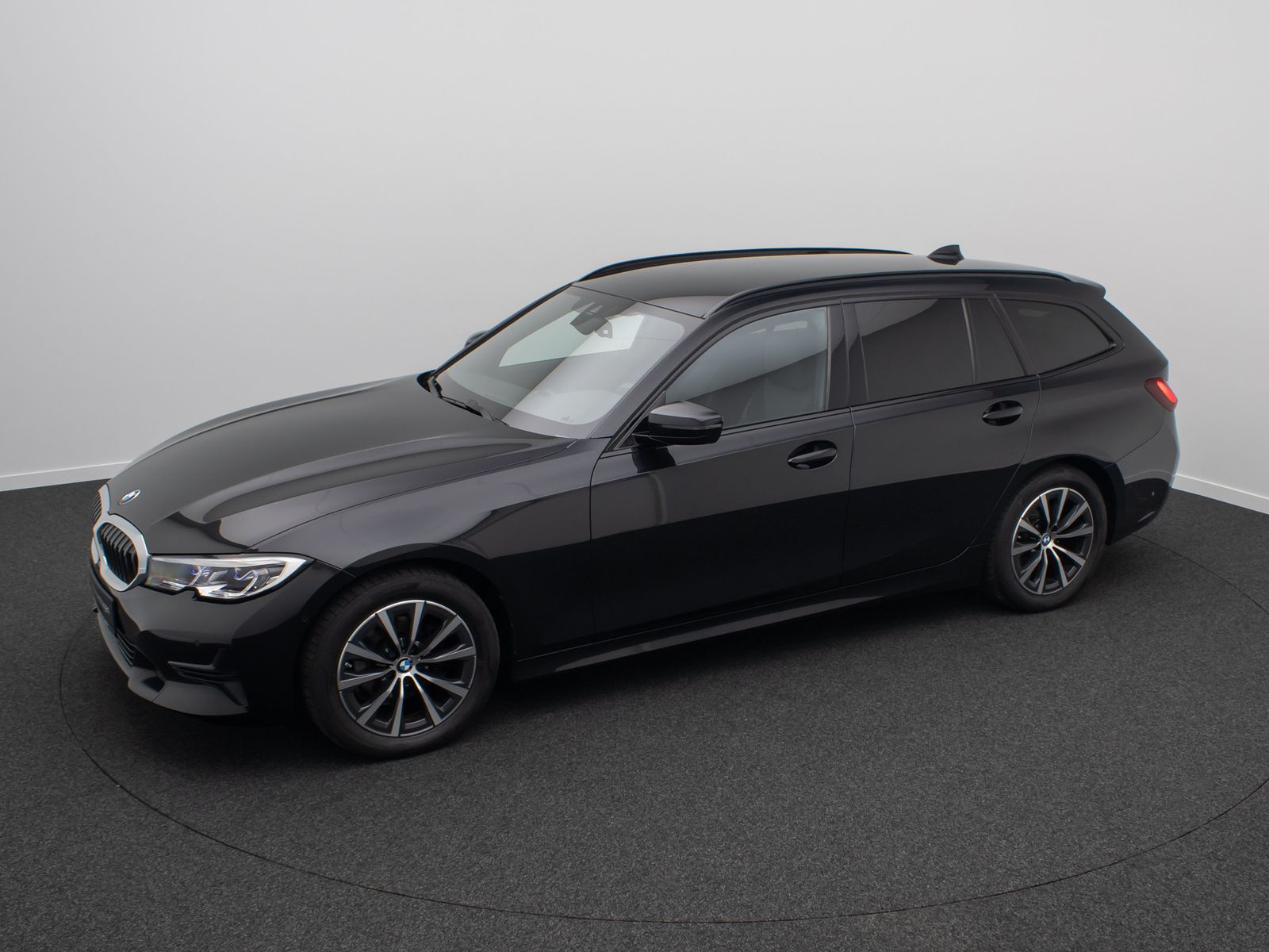 Fahrzeugabbildung BMW 318i Sport Line DAB Kamera Stop&go Laser HiFi
