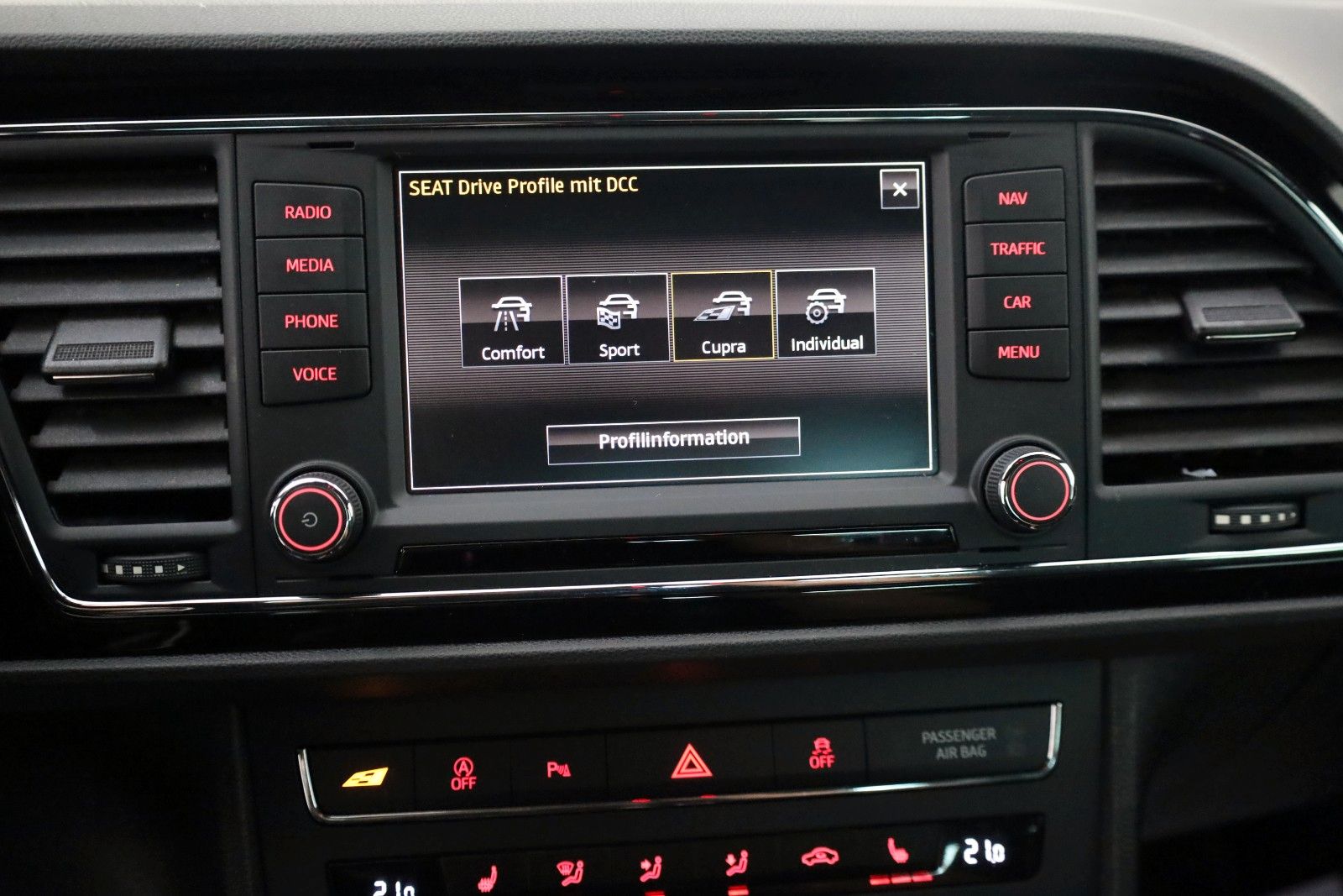 Fahrzeugabbildung SEAT Leon Cupra 265 T.Leder,Navi,LED,Kamera,Apple Car
