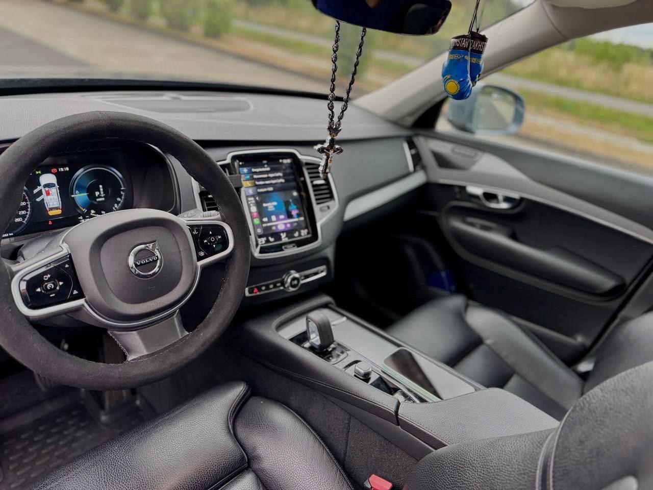 Volvo XC90 T8 Geart Recharge Inscription Expressio...
