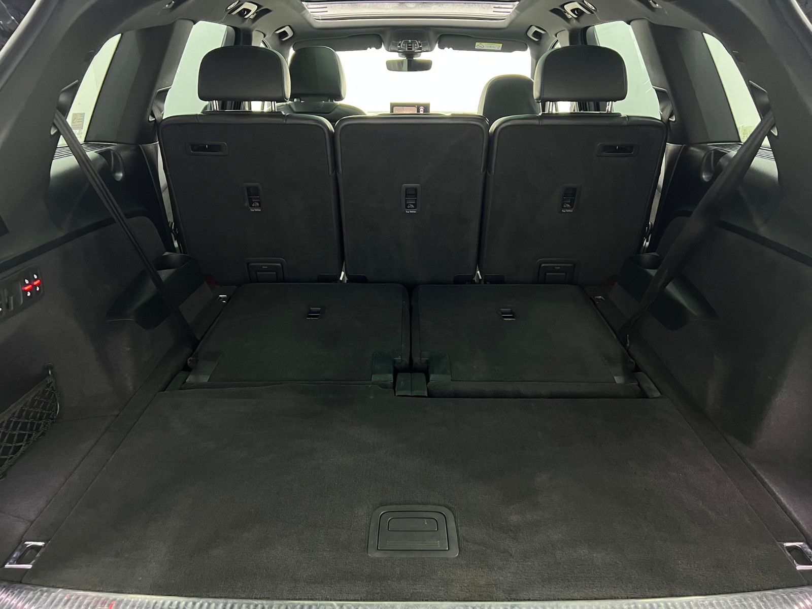 Fahrzeugabbildung Audi Q7 3.0 TDI Quattro/S-LINE/AHK/AMBI+/PANO/7-SITZ