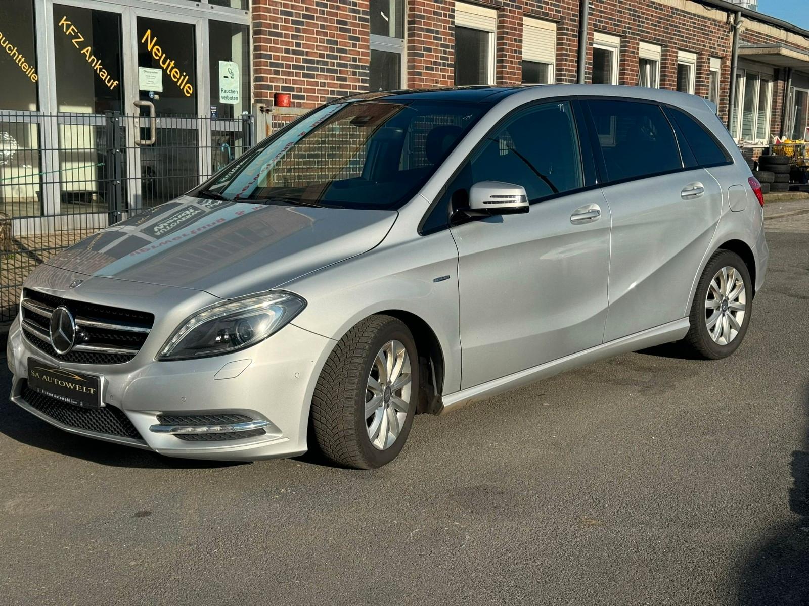 Mercedes-Benz B 200 *Automatik *Garantie Panorama *TÜV NEU SHZ