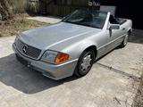 Mercedes-Benz SL 300 24 V - Mercedes-Benz SL 300 aus 1992 mit Benzin-Antrieb