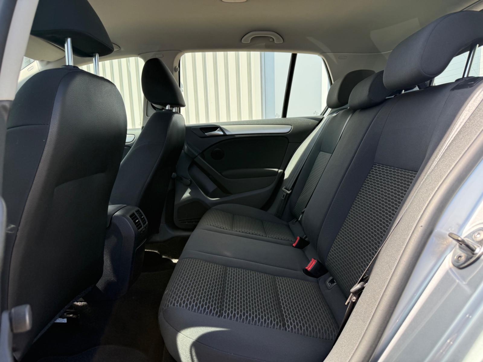Volkswagen Golf VI 1,6 TDI 77kW 105PS Trendline/NAVI/PDC