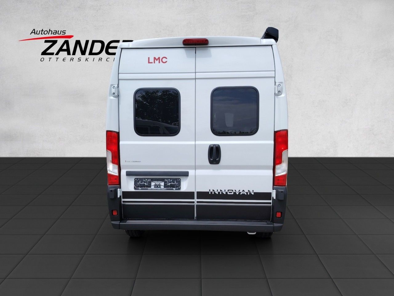 Fahrzeugabbildung LMC Innovan 603 Edition 70 Jahre Markise