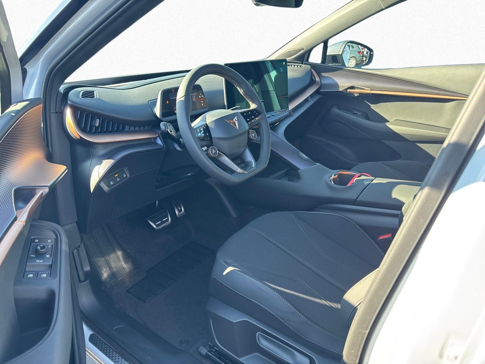 Cupra Tavascan - Bild 11