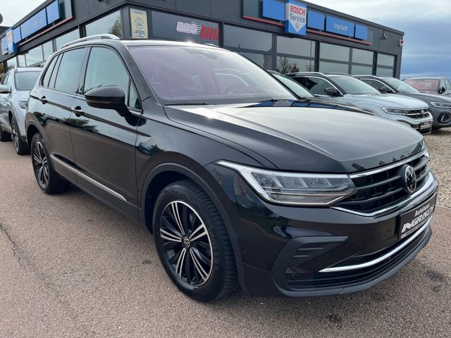 Volkswagen Tiguan Active mit LED+KAMERA+ACC