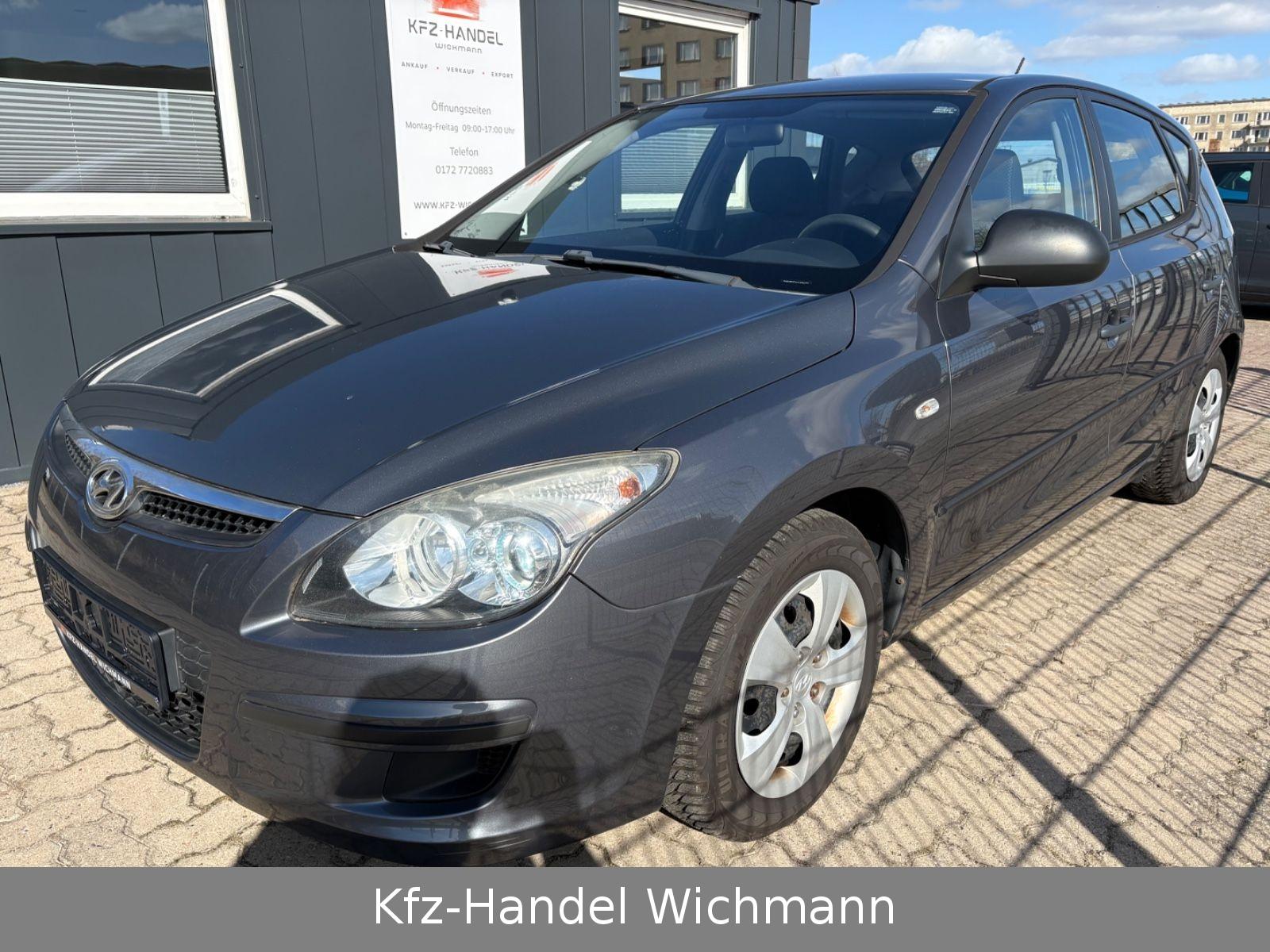 Hyundai i30 Edition+*Klima*1. Hand
