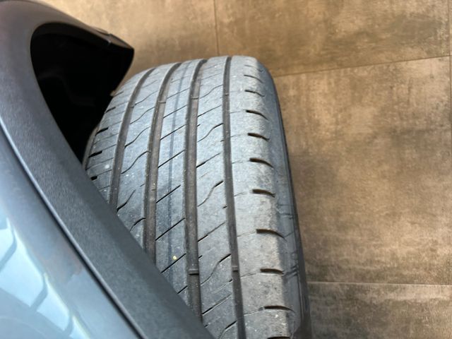 Mercedes-Benz GLC 250 *AMG*ACC*NAVI*SPURASS*TOTWINKEL*