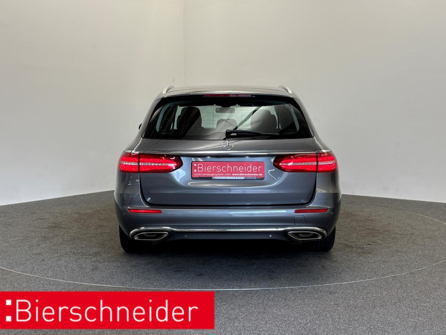 Mercedes-Benz E 200 T-Modell Avantgarde LED KAMERA AHK NAVI