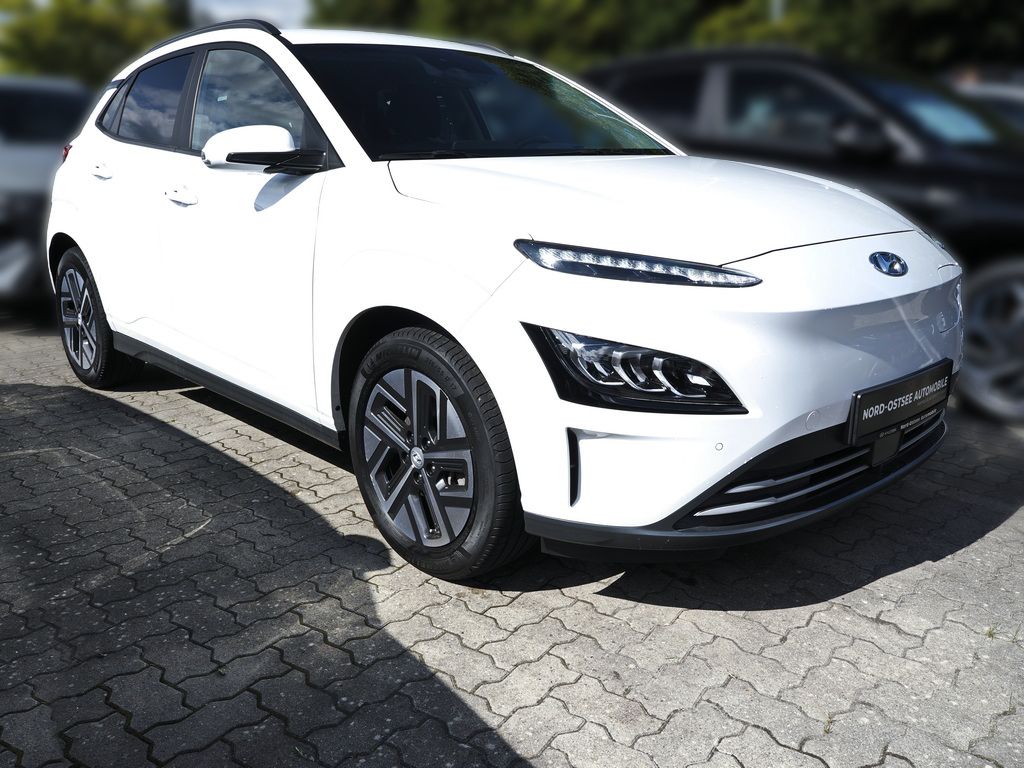 Fahrzeugabbildung Hyundai KONA TREND ELEKTRO 2WD SHZ LHZ HUD NAVI KAMERA