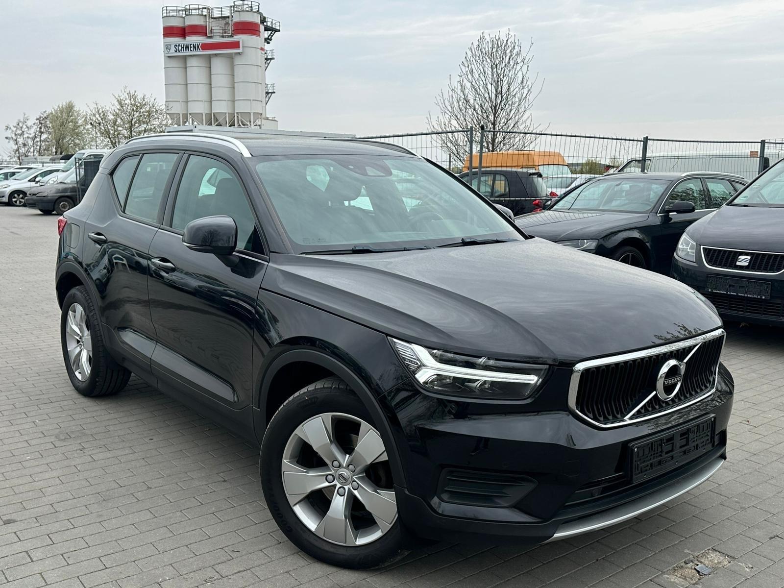 Volvo XC 40 XC40 Momentum Pro 2WD
