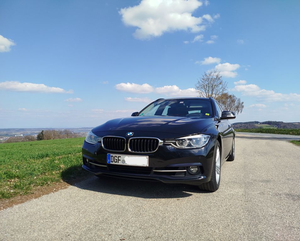 Image of BMW 320
