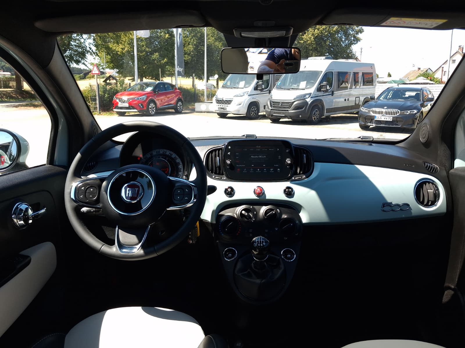 Fahrzeugabbildung Fiat 500 Dolcevita Hybrid