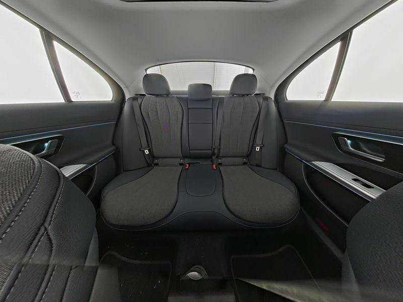 Mercedes-Benz E 220 d AVANTGARDE|LED|PANO|DISTR|LHZ+SHZ|KAM