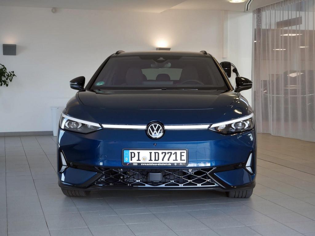 Volkswagen ID.7 Tourer GTX 4Motion AHK PANO NAV MATRIX 4xKA