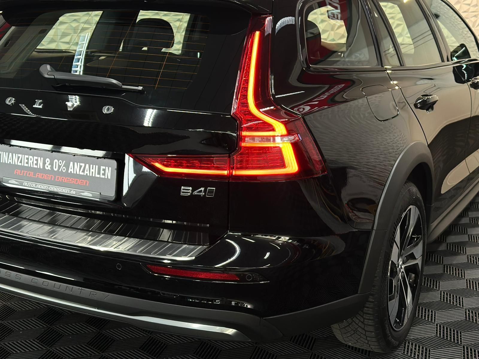 Volvo V60 CrossCountry 4x4 MEMORY#LH#CARPLAY#LEDER#AHK foto 12