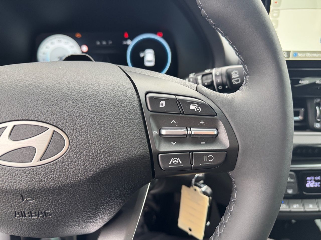 Fahrzeugabbildung Hyundai i30 ADVANTAGE LED*SHZ*LHZ*KAMERA*NAVI*USB*2Z-KL*
