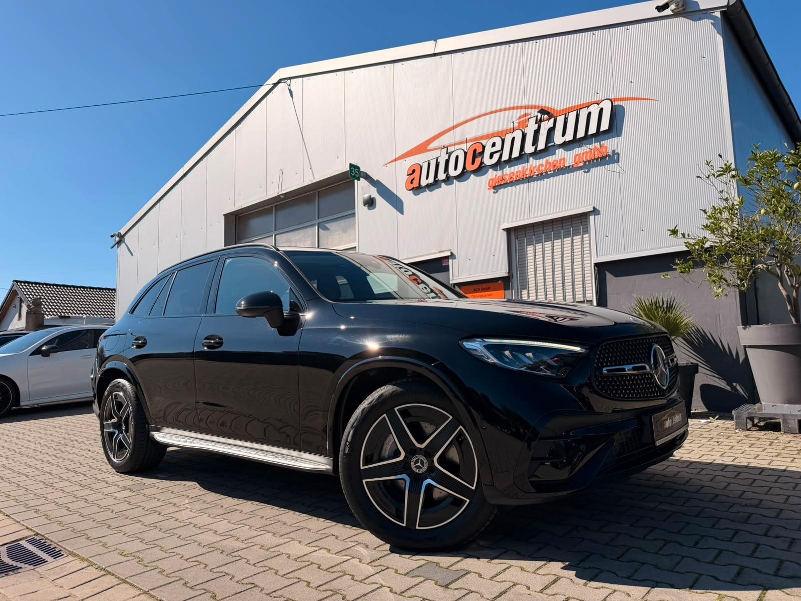 Mercedes-Benz GLC 220d 4M 2x AMG*Night*ACC+*LED*Trittbrett*RFK