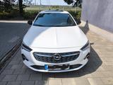 Opel Insignia GS2.0, AHK, Garantie 10/26, HU neu - Opel Insignia Gebrauchtwagen in Essen