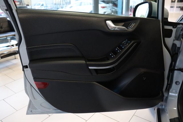 Fahrzeugabbildung Ford Fiesta Active Plus|PANO|B&O|KAMERA|LED|SILVERFOX