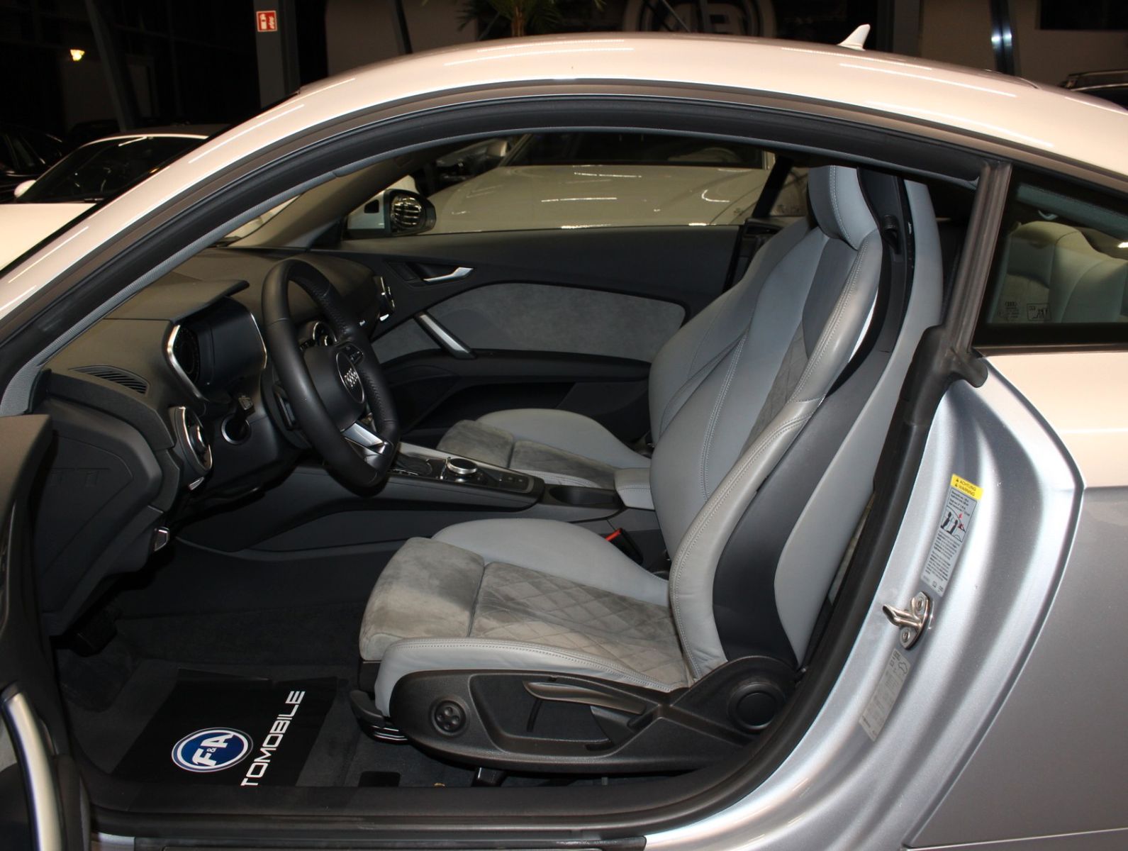 Fahrzeugabbildung Audi TT Coupé 2.0 TFSI Quattro S tronic+1.Hand+Kamera