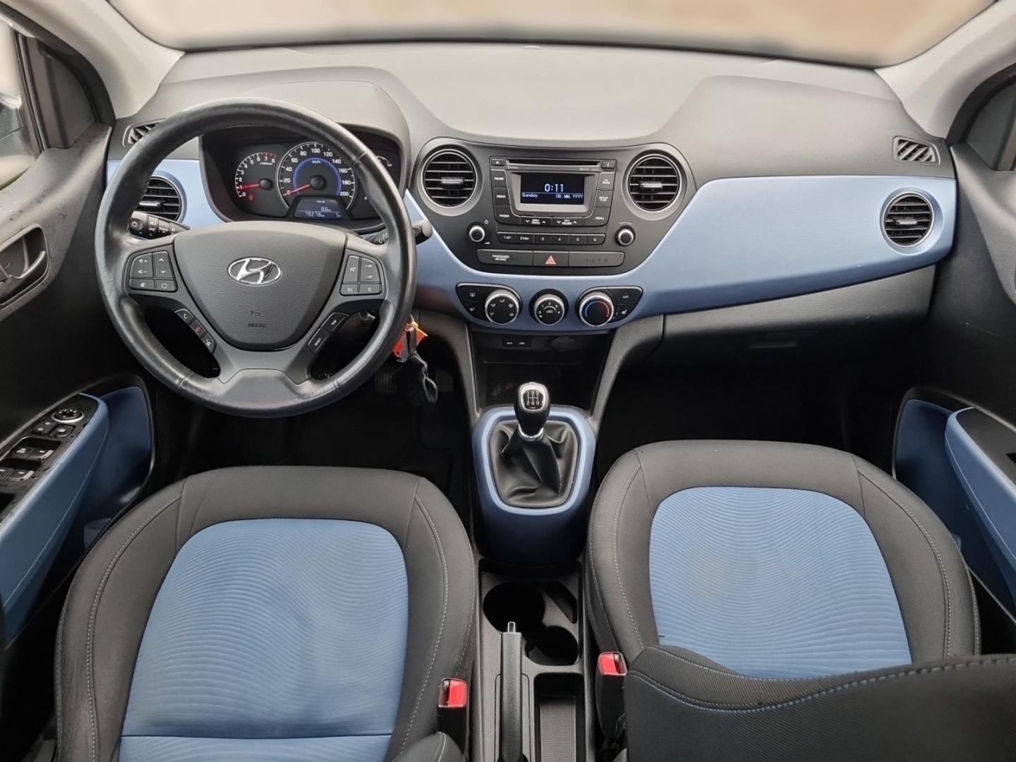 Hyundai i10 YES! 1.0 CLASSIC SILBER-P+ALLWETTER+KLIMA+SH