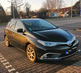 Toyota Auris Touring Sports Touring Sports Hybrid 1... - schwarze Toyota Auris Touring Sports
